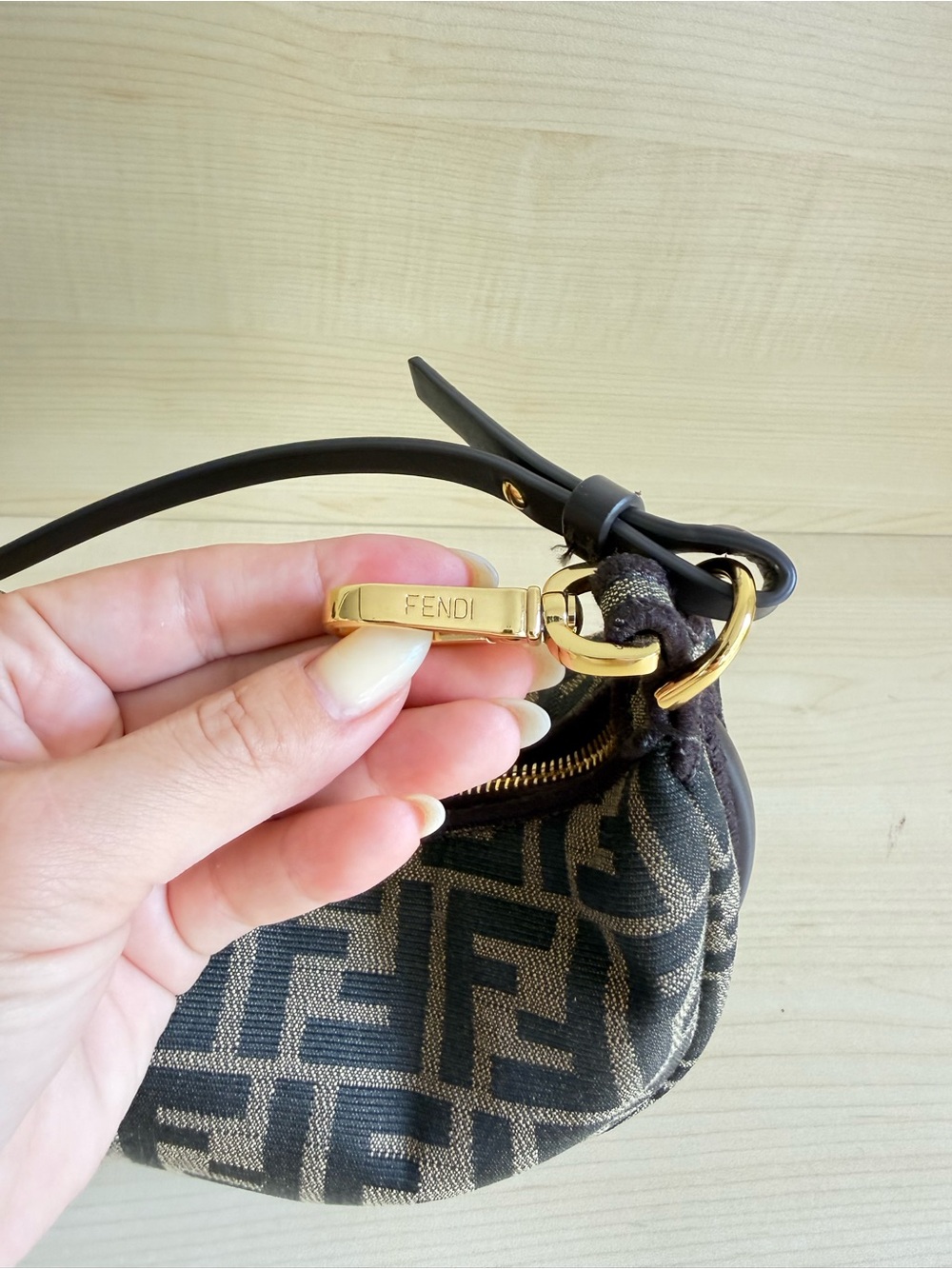 Fendi Zucca Chef Hobo Bag Crossbody Black & Brown - Picture 7 of 9